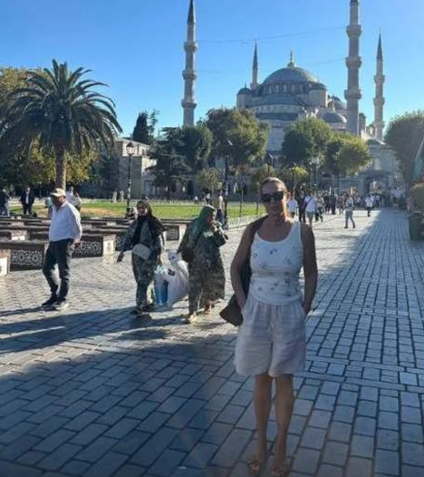 Zorica Nakić otputovala u Istanbul Zorica Nakić otputovala u Istanbul