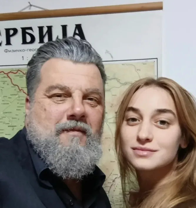 Ćerka Nenada Jezdića Ćerka Nenada Jezdića
