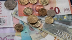 DRŽAVA DANAS ISPLAĆUJE 4,5 MILIONA Iznos po računu nije manji od 1.000 evra! Građani, proverite svoje stanje