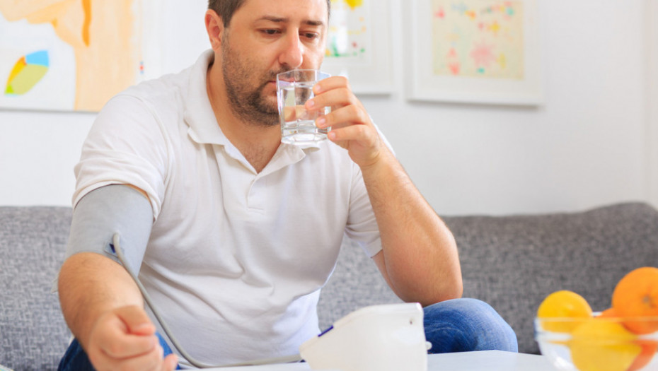 SAMO OVAKO SE PRAVILNO MERI PRITISAK Ako ne ispoštujete 5 koraka, rezultati će biti pogrešni