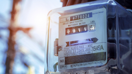 STIŽE NOVA POMOĆ DRŽAVE Evo ko će sve imati pravo na manji račun za struju