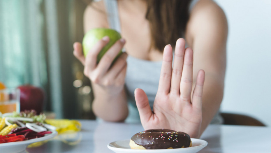 SVI PRIČAJU O VEGANSKOJ ISHRANI Reguliše dijabetes i krvni pritisak, skida kilograme kao od šale