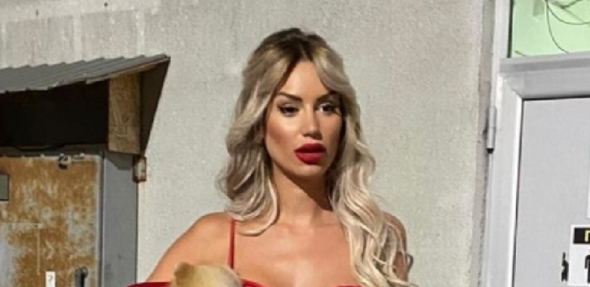 POMIRENJE S BIVŠIM Čim je pukla tikva sa Đukićem, Iva Grgurić otputovala u Crnu Goru, od ovog đetića se nije odvajala (FOTO)