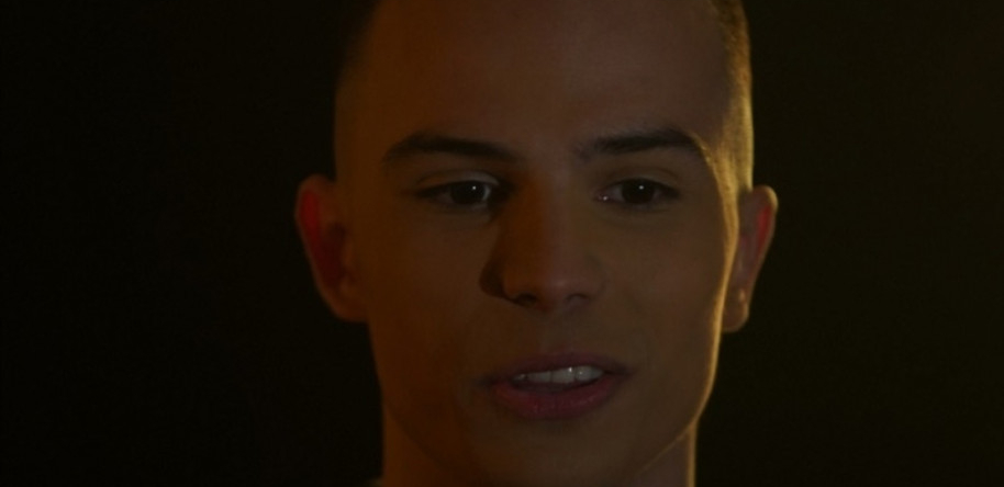 TO MI JE GORIVO ZA NAPRED Vojaž devojci na nastupu bacio ogrlicu, pa otkrio da li je to ona koju je dobio na poklon od Breskvice