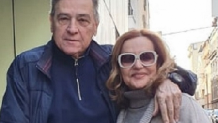 NIJE SE OVOME NADAO Ana Bekuta zapevala Mrki na uvce, a on kad je video ovaj detalj na stolu ostao zatečen (FOTO/VIDEO)