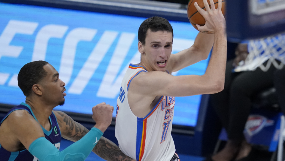 RASPOLOŽENI POKUŠEVSKI Srbin pružio dobru partiju u pobedi Oklahome nad Čikagom (VIDEO)