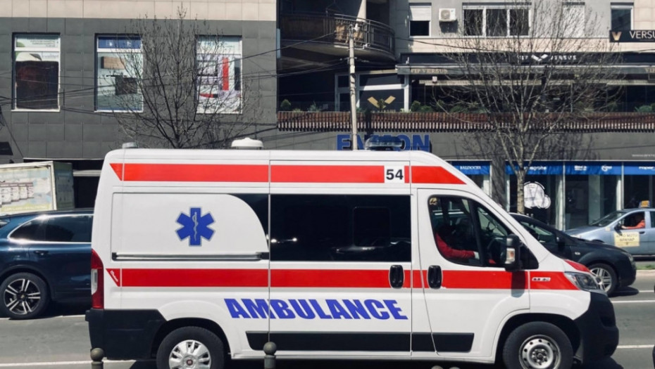 TEŠKA NESREĆA KOD ADE CIGANLIJE: Dečaka  udario auto, bez svesti hitno prevezen u Urgentni