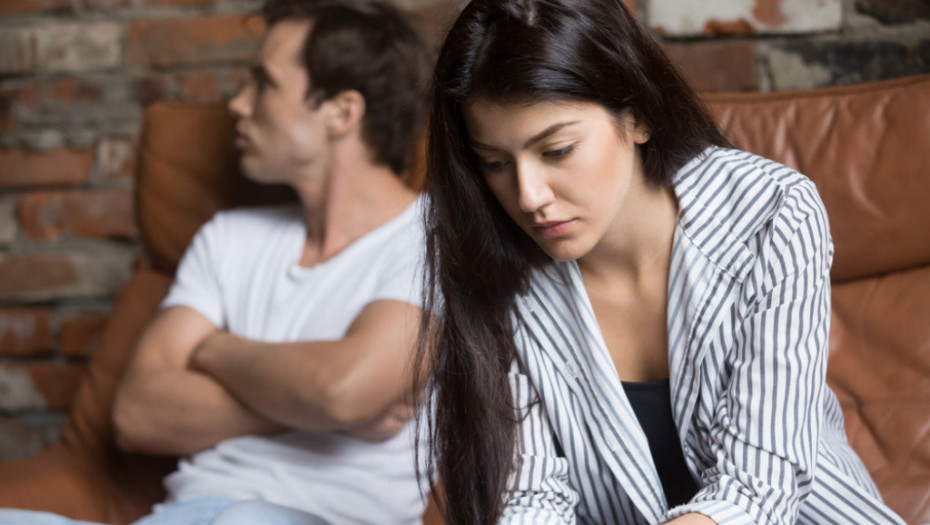 Otvorite oči: Pomoću ovih znakova ćete prepoznati ako vas partner laže