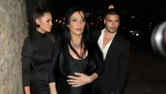 OGLASILA SE GOCA BOŽINOVSKA Nakon veridbe sina i Bojane, pevačica im je poručila ovo!