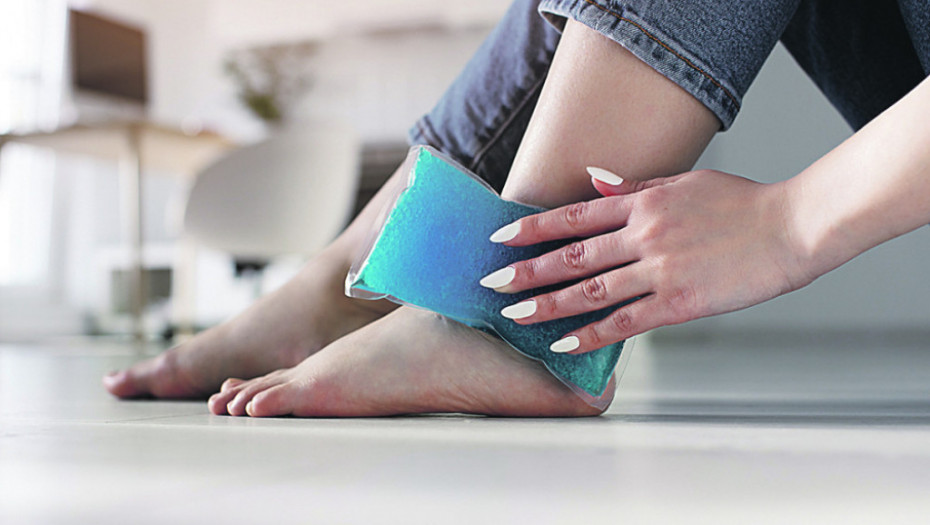 DELUJE POSLE PRVOG MAZANJA: Ruska mast protiv bolova u zglobovima, napravljena od 4 sastojka iz kuhinje, jedan je senf