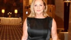 DA NIJE MALO PRETERALA? Svi znamo da Ana Bekuta vodi računa o izgledu, a pevačica se sada podvrgla estetskom zahvatu koji je izazvao lavinu komentara! (FOTO)