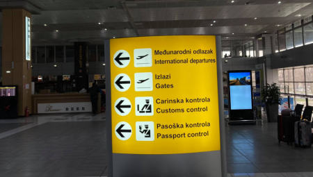 AVION IZ LAJPCIGA MORAO HITNO DA SLETI NA BEOGRADSKI AERODROM Doktorka u letelici reanimirala putnika