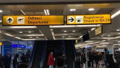 Avion sa 80 turista iz Belgije HITNO sleteo na beogradski aerodrom!