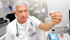 Bolest od koje se umire, a da nema ni jedan simptom! Doktor Delić o znacima da je krpelj inficiran