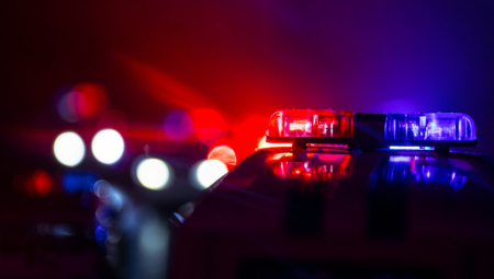 KRVAVI OBRAČUN U GOSPIĆU Izbo suprugu i njenog prijatelja, policija ga i dalje traži