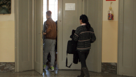 INCIDENT U ŠKOLI U HRVATSKOJ Antivakseri upali u objekat, vređali osoblje i narnuli na direktora