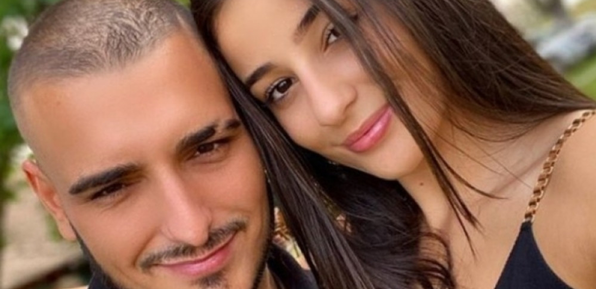 ISPLIVALA NEVIĐENA FOTOGRAFIJA Marina Gagić u venčanici u zagrljaju Darka Lazića