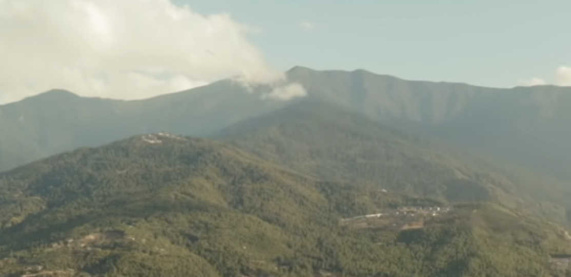 PUTNICI I POSADA IZGINULI U STRAVIČNOJ NESREĆI Šrušio se helikopter na indijskim Himalajima