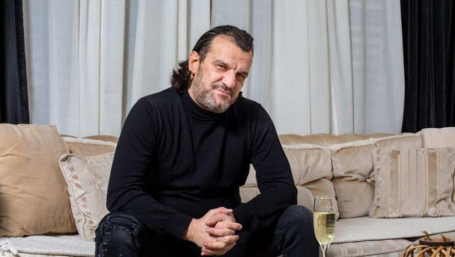 ACA LUKAS PROGOVORIO O POLITIČKOJ SITUACIJI U ZEMLJI: Ako Đilas može da se bavi politikom, mogu i ja da pišem knjigu!