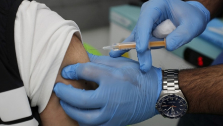 DRUGA GENERACIJA VAKCINA ĆE OKONČATI EPIDEMIJU? Stiže novo oružje protiv opakog virusa!