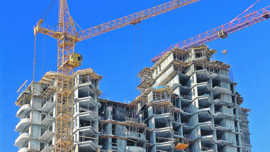 JEFTINA LEGALIZACIJA Cene će skočiti, a vlasnici bespravnih objekata će imati veliku korist! Poznato kako će biti rešen decenijski problem