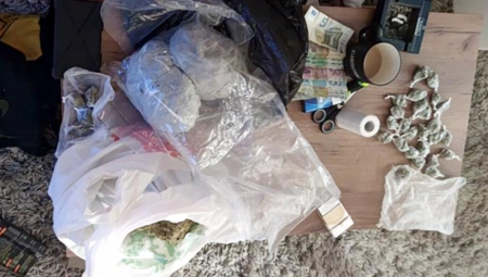 VELIKA ZAPLENA NA KOSOVU! Albanci sakrili 400 kilograma kokaina u hladnjaču za meso!