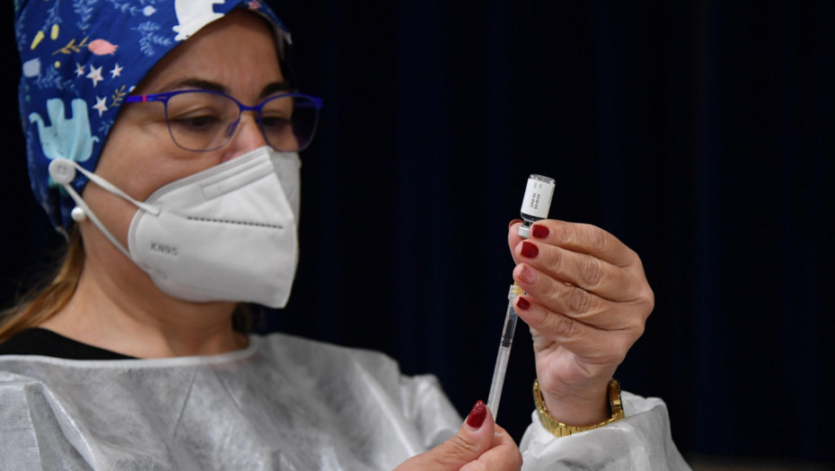 POČELE NUSPOJAVE Oktiven veliki broj slučajeva zgrušavanja krvi posle vakcine