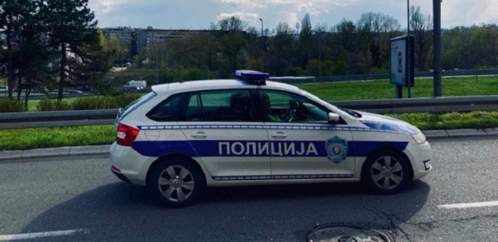 SVE STOJI! SUDAR TROLEJBUSA Ogromna gužva u Makenzijevoj ulici u oba pravca