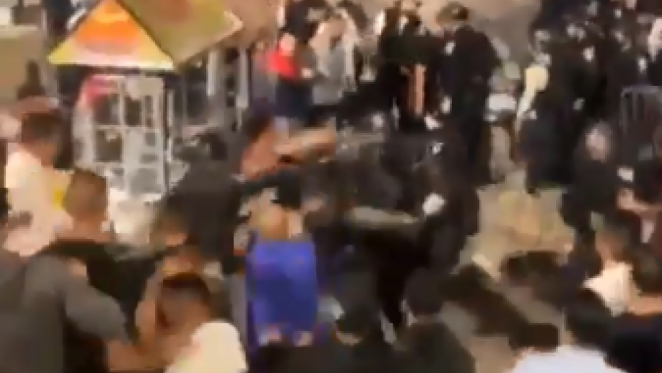 KRVAVA NOĆ U JERUSALIMU Stravičan sukob Palestinaca i policije (VIDEO)