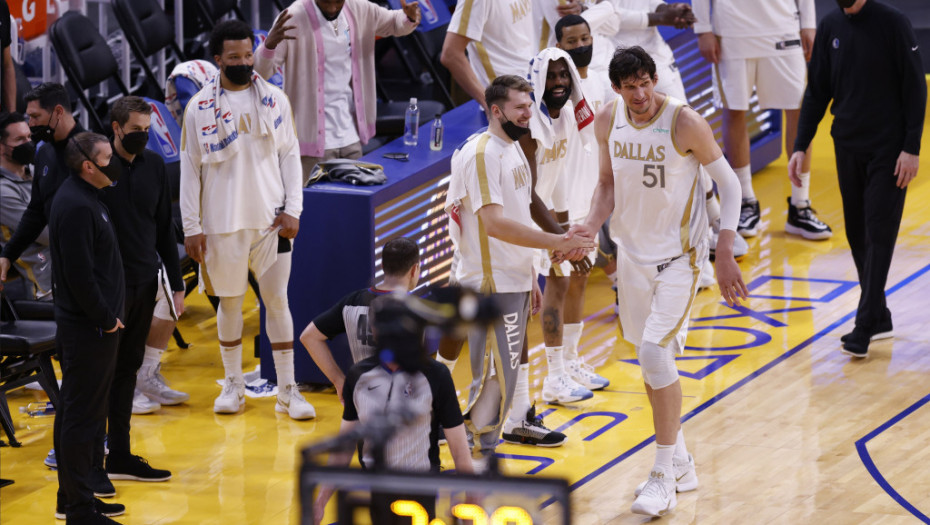 NAJBOLJI NBA SNIMAK! Evo kako Bobi i Dončić igraju 1 na 1! (VIDEO)