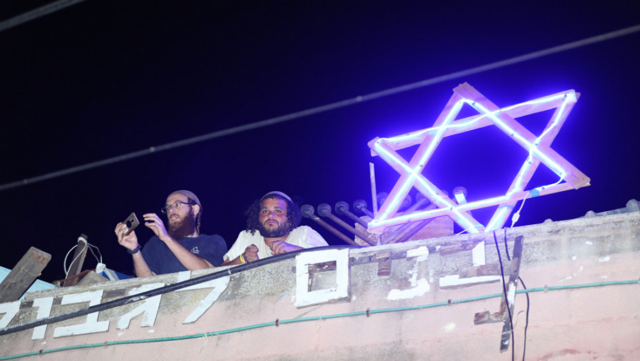 DRAMA U JERUSALIMU Izrael nastavlja sa varvarskim napadima na vernike