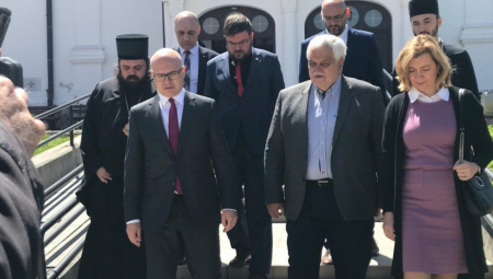 Miloš Vučević posetio Vukovar i sa vladikom Heruvimom obišao srpske institucije na istoku Hrvatske (FOTO)