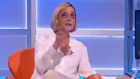 Iznenadni poziv u "Utisku nedelje" izbezumio Olju Bećković: Trebalo je odmah da vas prekinem!