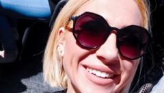 JOVANA JEREMIĆ VOZI NEOBIČAN AUTOMOBIL Voditeljka pokazala limuzinu! (VIDEO)