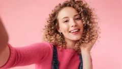 Posvetite joj dovoljno pažnje: Ovo je najbolji način za negu kovrdžave kose