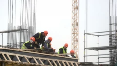 POLA MILIONA DIVLJIH ZGRADA U BEOGRADU! Svaki investitor mora da ispoštuje 3 stvari, ali postoji problem