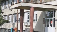 Rođendan bolnice obeležili pod maskama i vizirima: 195. godinu postojanja Opšte bolnice Sremska Mitrovica zaposleni proveli radno