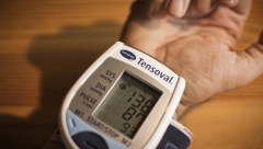 OVE DVE NAMIRNICE SU NAJVEĆI "NEPRIJATELJI" VISOKOM PRITISKU: Evo kako da ga na prirodan način držite pod kontrolom