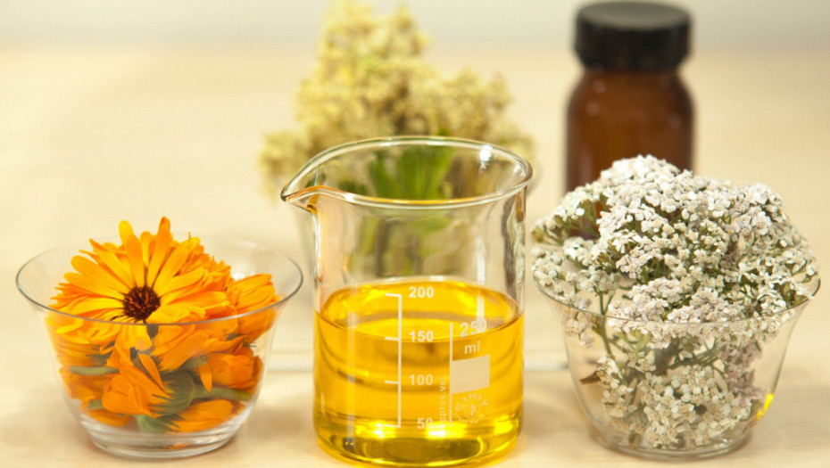 Nema šta ne leči: Šest benefita kantarionovog ulja