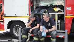 VATROGASCI IZVUKLI TELO IZ BUNARA Istražuju se okolnosti utapanja muškarca kod Kruševca