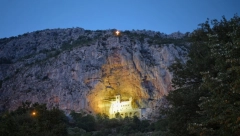 NA OSTROG SE IDE KAD SVETI VASILIJE POZOVE, A NE KAD VAM JE VOLJA:  Ono što se tamo dešava noću, pamti se do kraja života!