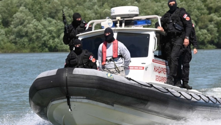 RUSI DOLAZE! Putinova elitna služba bezbednosti stiže u Srbiju sa specijalnim zadatkom