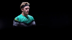 OTAC BOKSER, IDOL FEDERER, A TRENIRA SA NOVAKOM! Ko je Davidovič Fokina, naredni rival Novaka Đokovića i zašto nosi dve različite čarape?