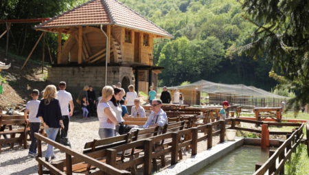 HOLANDSKI DOKTORI PROGNOZIRALI DA ĆE ŽIVETI 3 MESECA: Anatolije otišao u manastir Tumane i desilo se ČUDO (VIDEO)