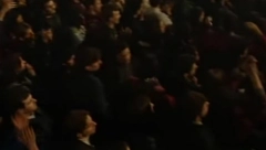 POČINJE EKSPERIMENT U SUSEDNOJ ZEMLJI Prva pilot-zabava bez maski i distance