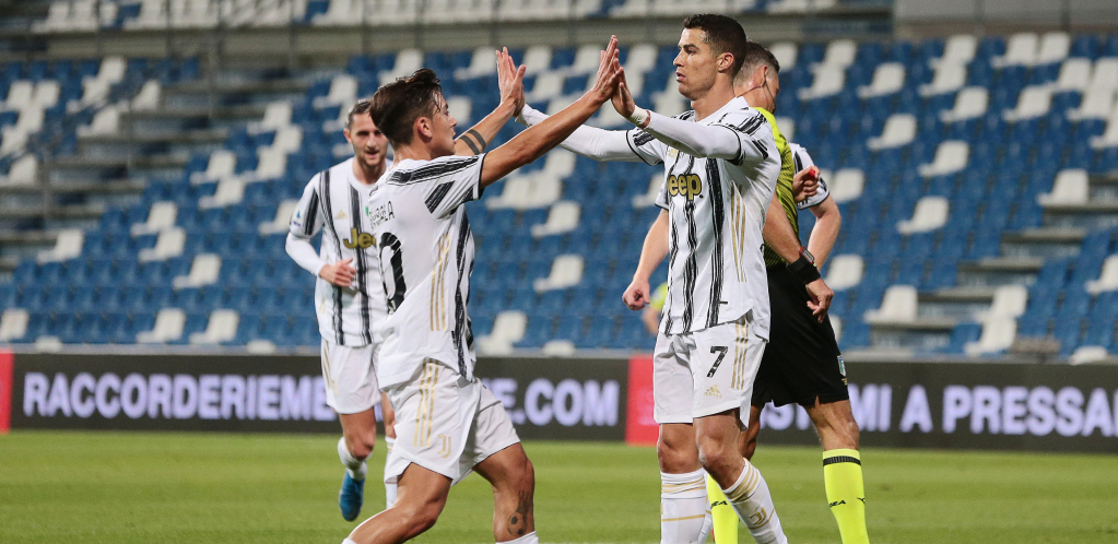 ISTA META, ISTO ODSTOJANJE Ronaldo u istoriji, zabio 100. gol u trećoj državi (VIDEO)