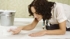 Tepih će biti čist i predivno mirisati: Pospite po njemu ovu mešavinu (VIDEO)