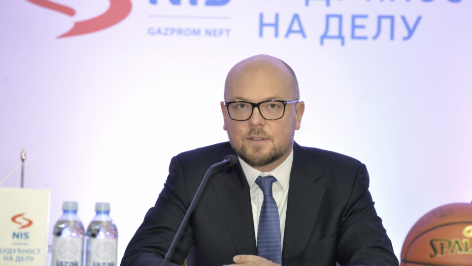 PONAŠANJE DIREKTORA NIS DOVELO DO SAMOUBISTVA RADNIKA: Kirila zanima samo koliko će miliona evra u novčaniku poneti iz Srbije!