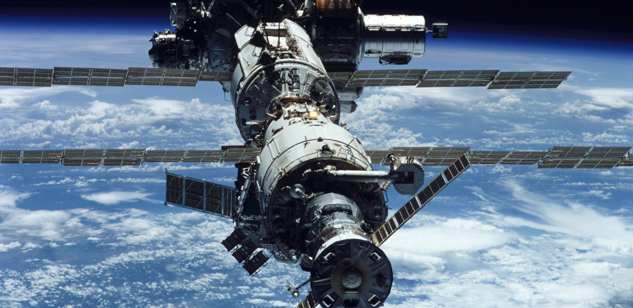 AMERI POMAŽU UKRAJINI IZ KOSMOSA Kongres SAD izdao hitno naređenje Nacionalnoj kancelariji za izviđanje, plan je da se ostvari ovaj cilj