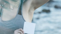 BOLI VAS IPOD PAZUHA? Zbog jedne stvari morate hitno kod svog doktora!